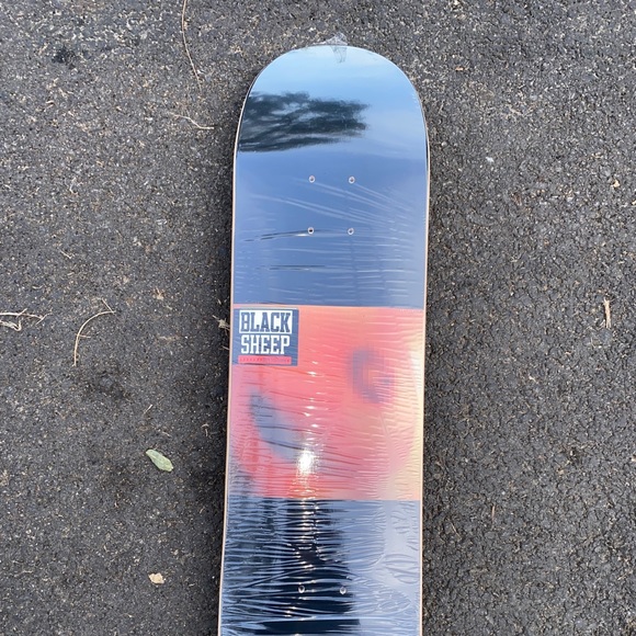 BLACK SHEEP SIMILAK CHILD skate board deck NEW 

Available in sizes - Picture 3 of 6